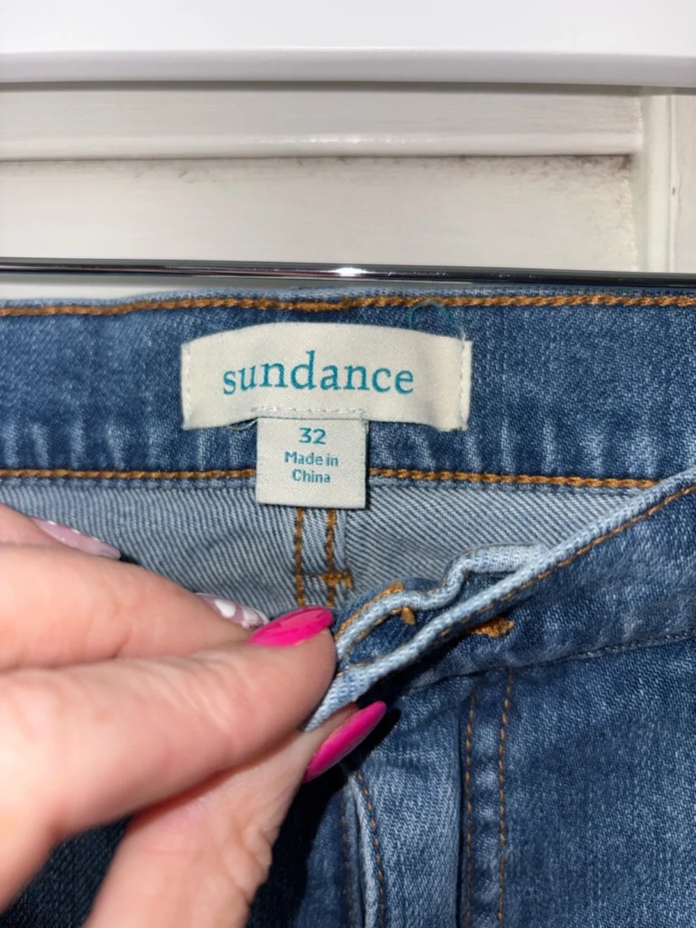 Sundance Patchwork Embroidered Jeans 32 Cropped Raw Hem Boho Straight - Picture 6 of 8